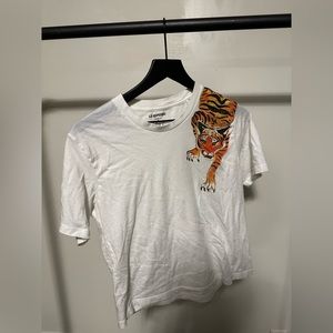 Le Superbe Tiger cotton tee size small - scratching tiger tee jersey from Saks